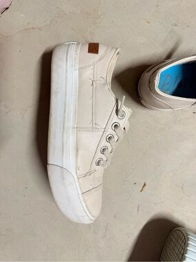 Casual Cream Canvas Platform Sneakers